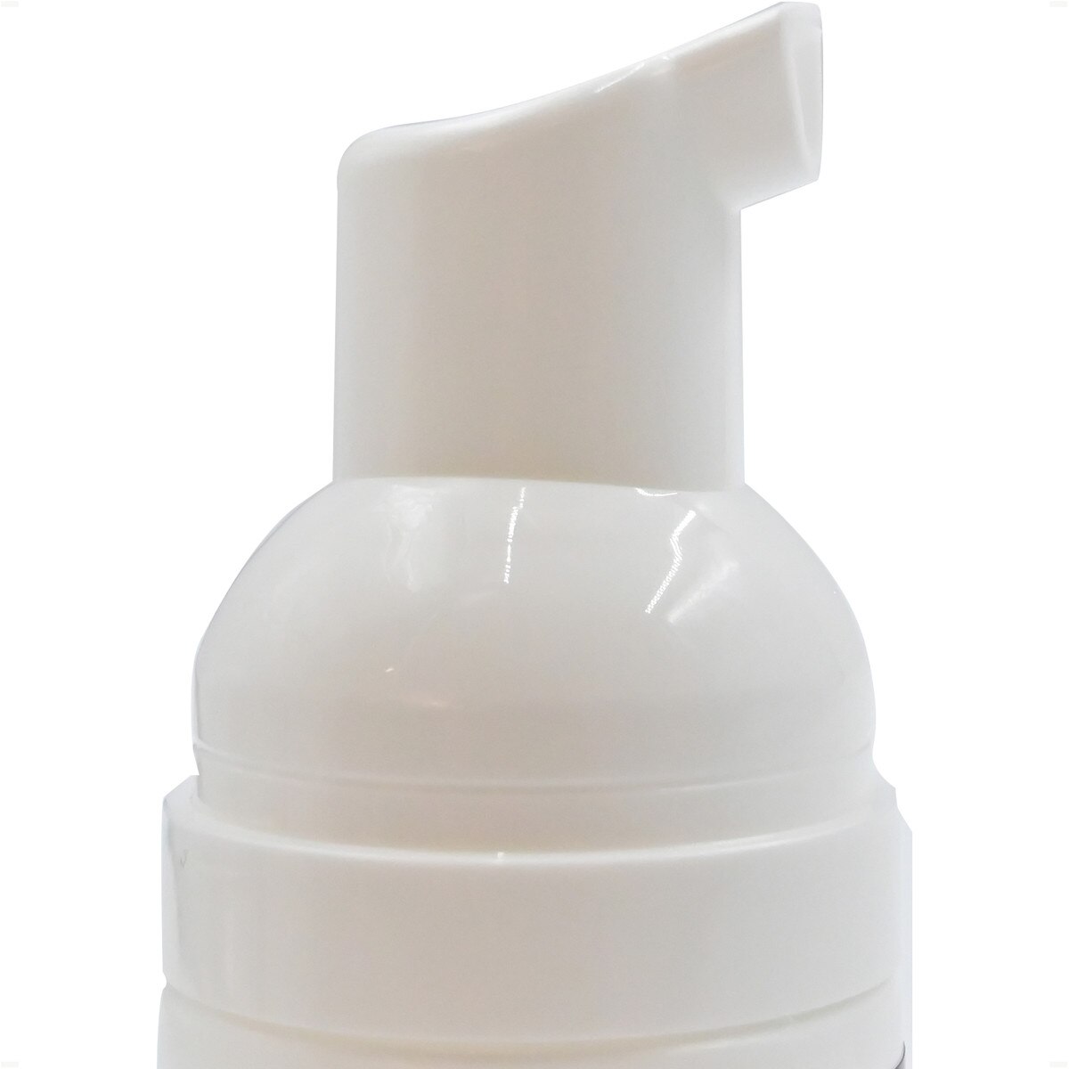 Butterfly Slim Clean Rubber Cleaner: Close-up of the top of bottle